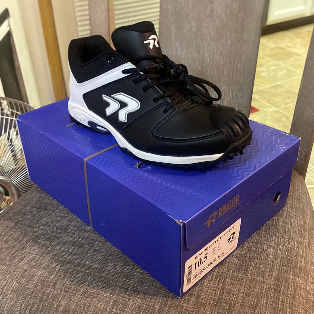 BRAND NEW RINGOR PITCHING TURFS